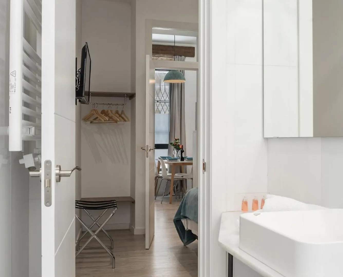 Acanthus Seville Apartment